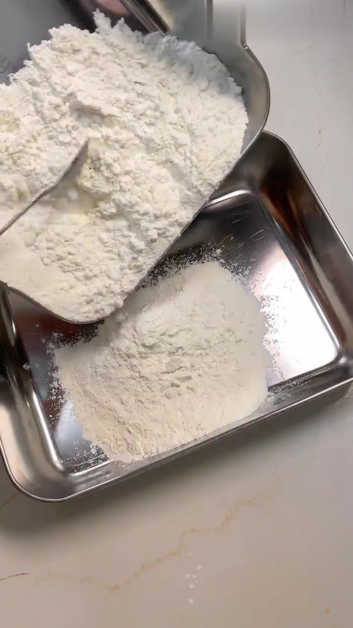 终于复刻出街边的脆皮棒棒鸡了，炸了一大盘我的童年回来啦！