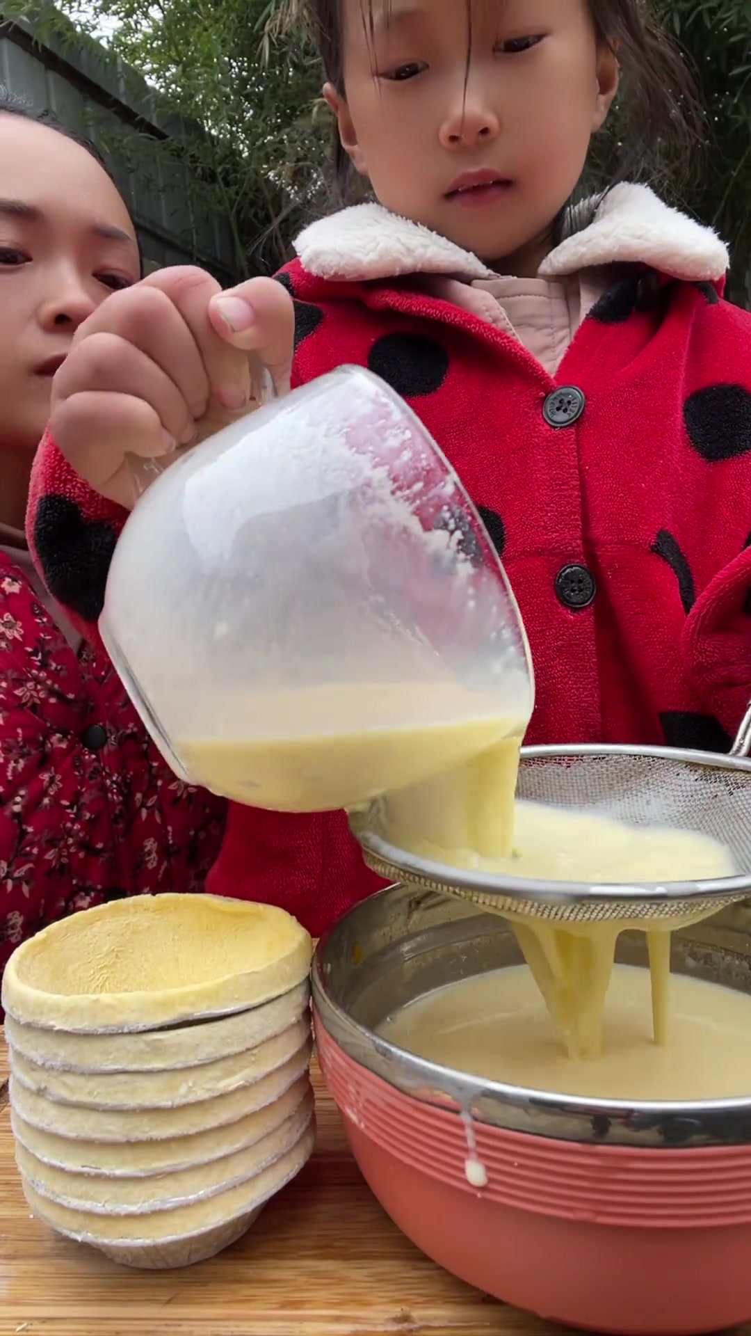 快来试试这个烤蛋挞～外酥里嫩～