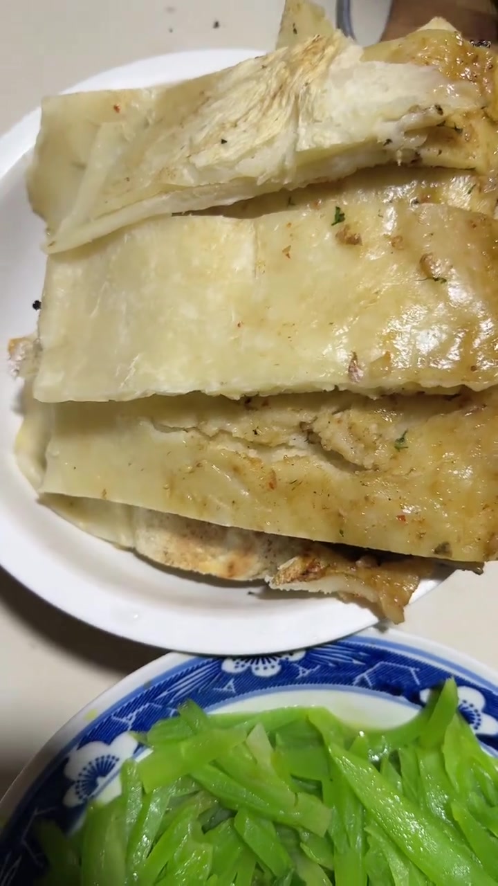 小鱼锅贴,想吃的来吧!