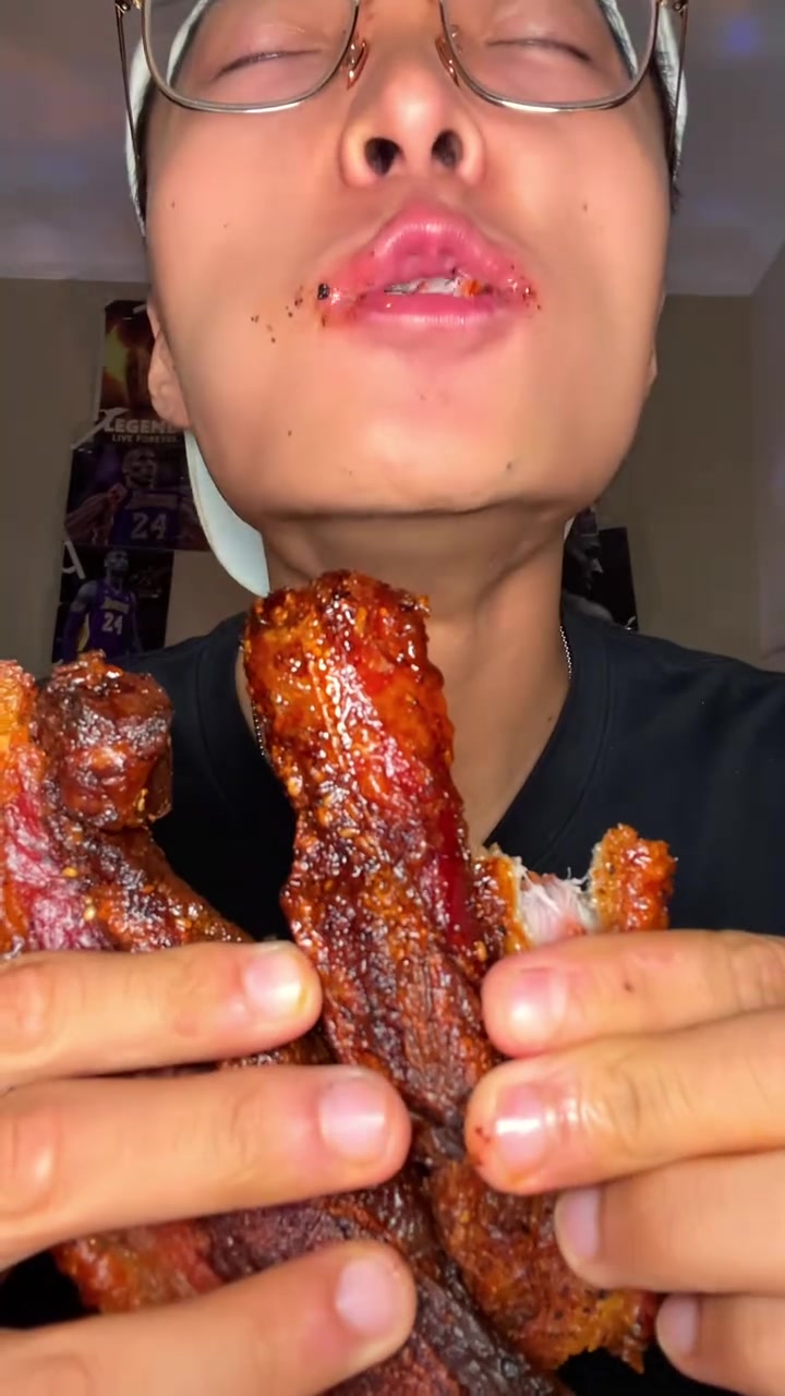 脆皮五花肉 烧烤 曹式鸭脖 太爽了吧 我太爱了