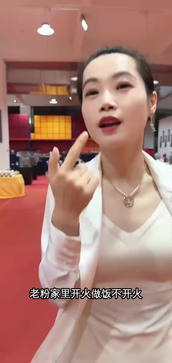 无涂层陶瓷炒锅,健康耐用,三年质保,快来试用!