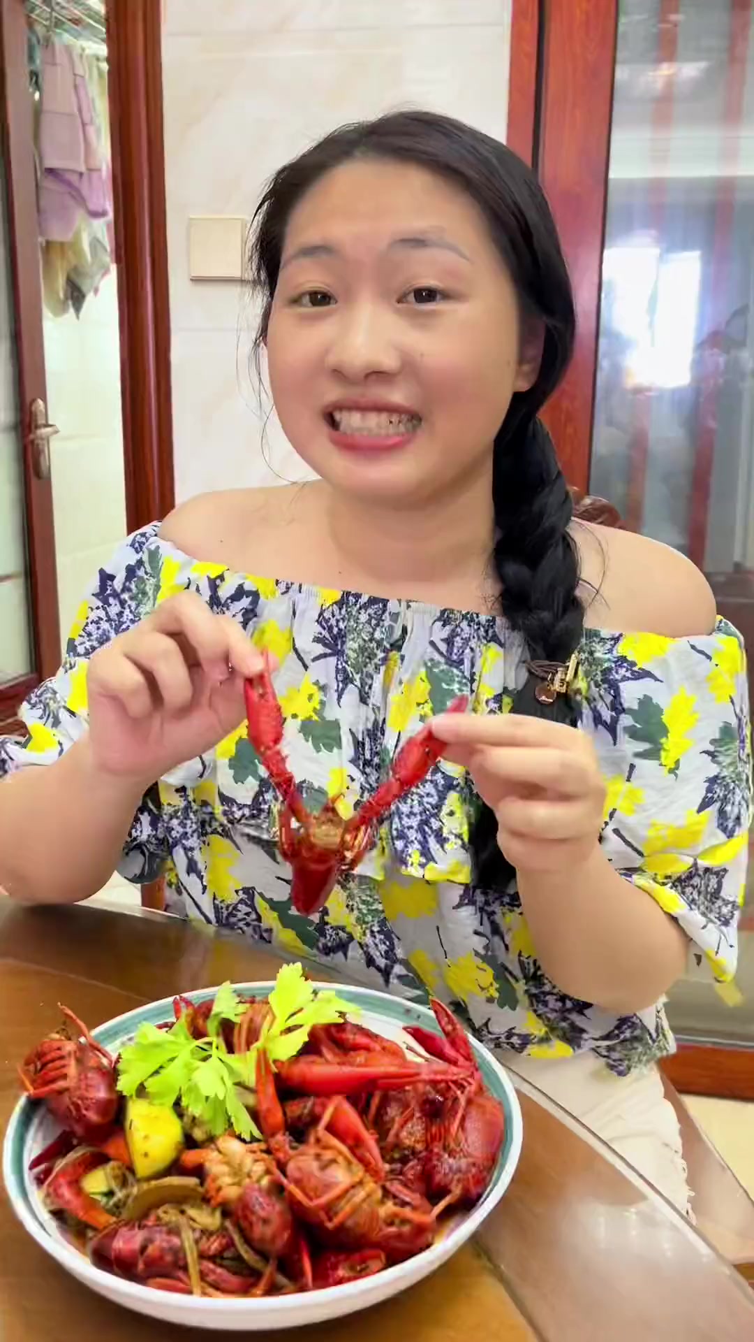 麻辣小蓝虾做法大揭秘好吃到停不下来!