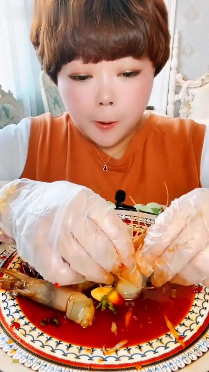 吸生腌虾头合集，今天是大虾