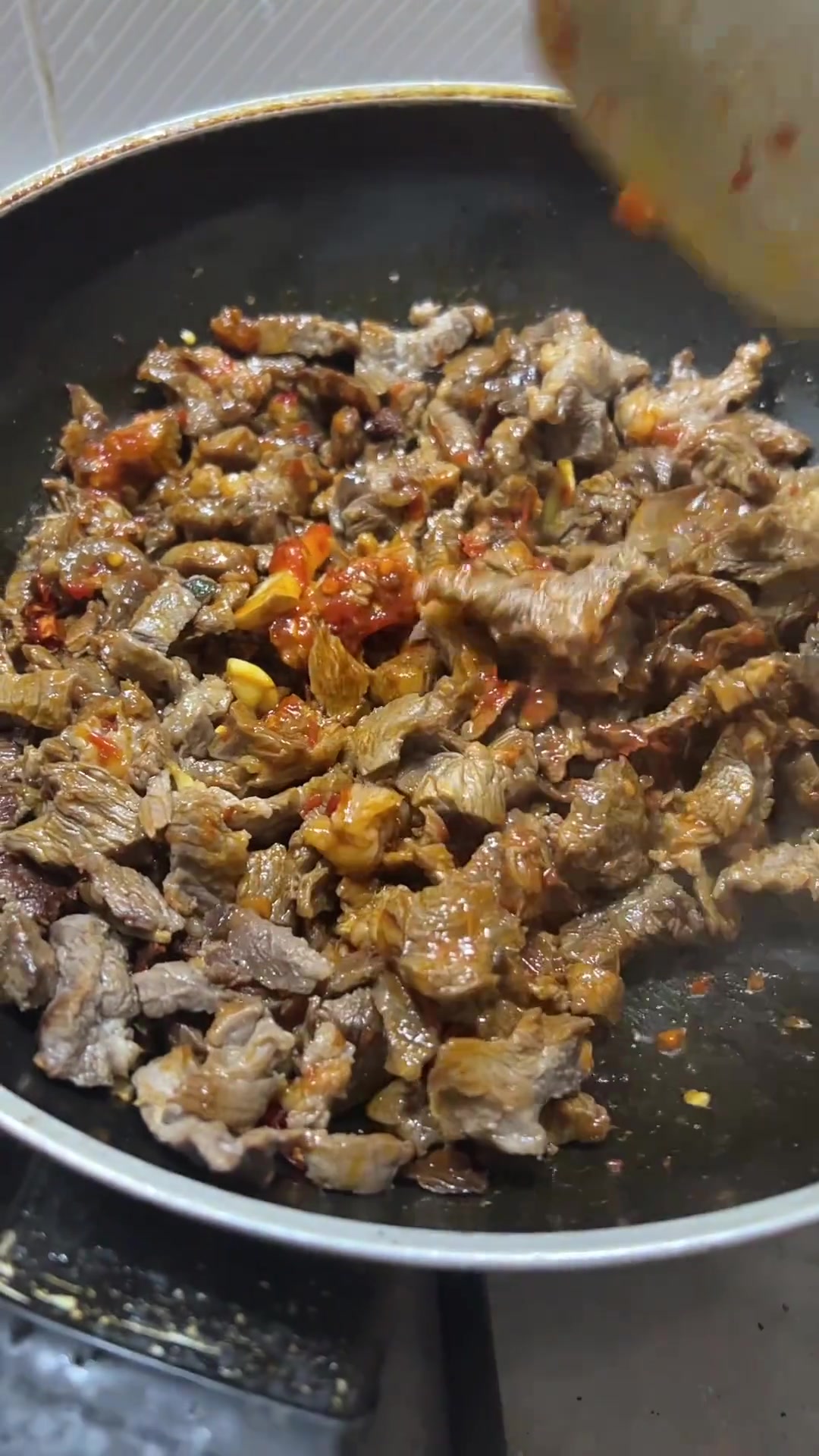 超想念老家牛肉腌菜锅子味