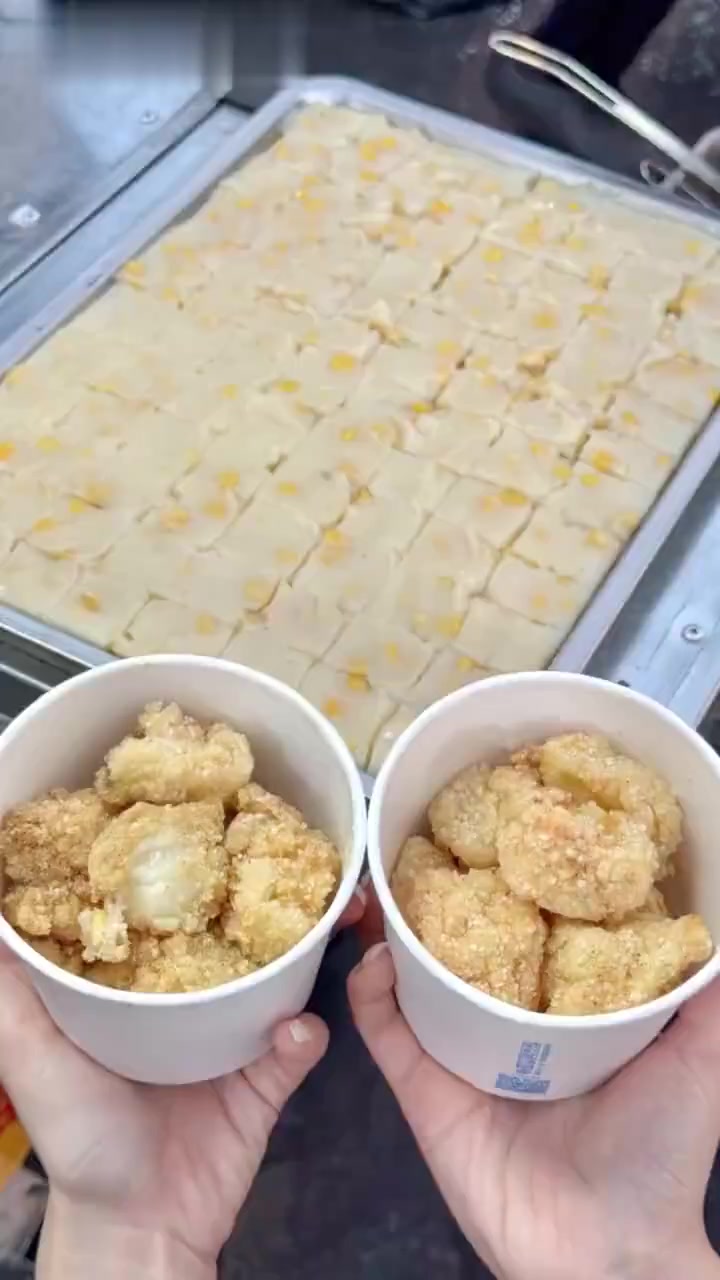 台中竟能吃到玉米浓汤口味的糕渣!
