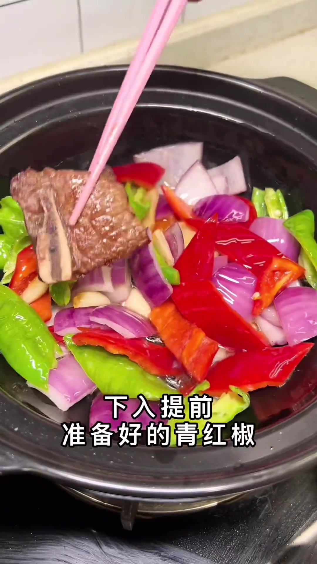 饭店好吃的牛仔骨怎么做?今天我来教你