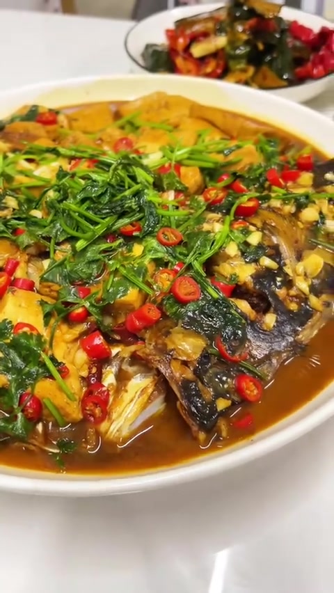 鱼头炖豆腐,男人会炒菜,赛过高富帅