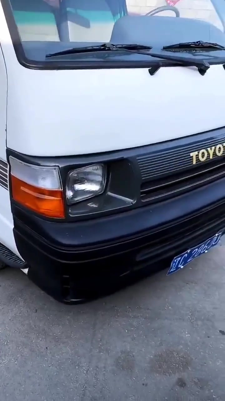 丰田海狮h50是第三代车型，也是从这一代开始国内的丰田海狮面包车急剧上升