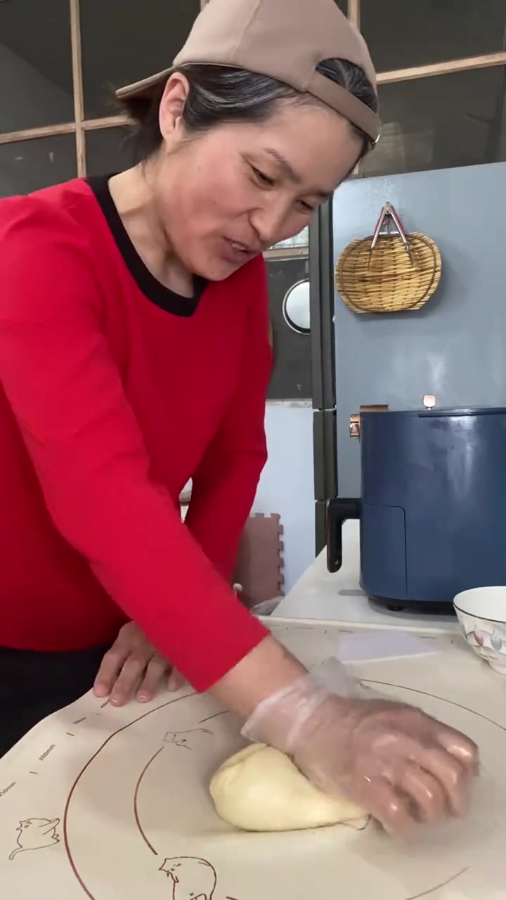 空气炸锅自制蜂蜜小面包,超香超甜教程来啦!