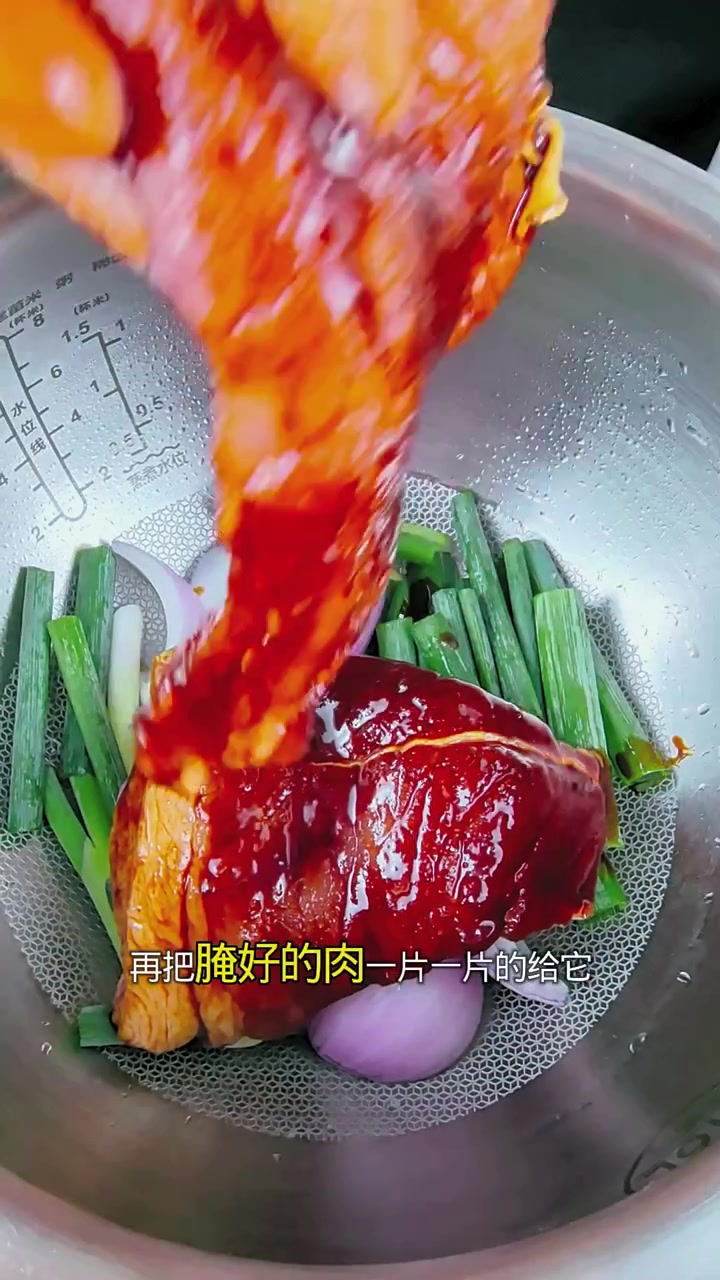 不用一滴水的电饭煲秘汁叉烧肉,做法简单,太好吃了!