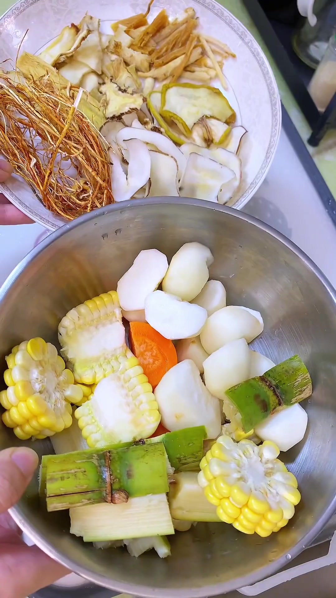 羊肉火锅，家常做法零膻味超简单！