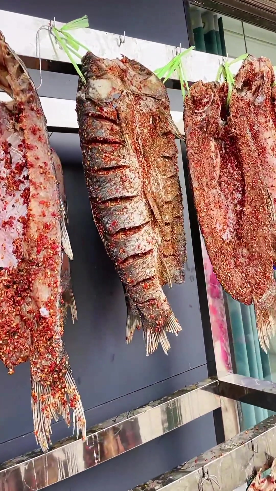 麻辣风干鱼教程:草鱼腌制风干全流程