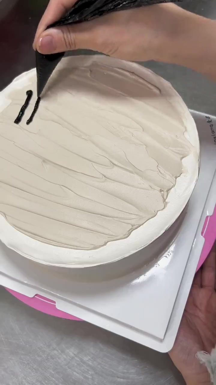 八寸五十元蛋糕长啥样？水果款和奶油款造型大不同！