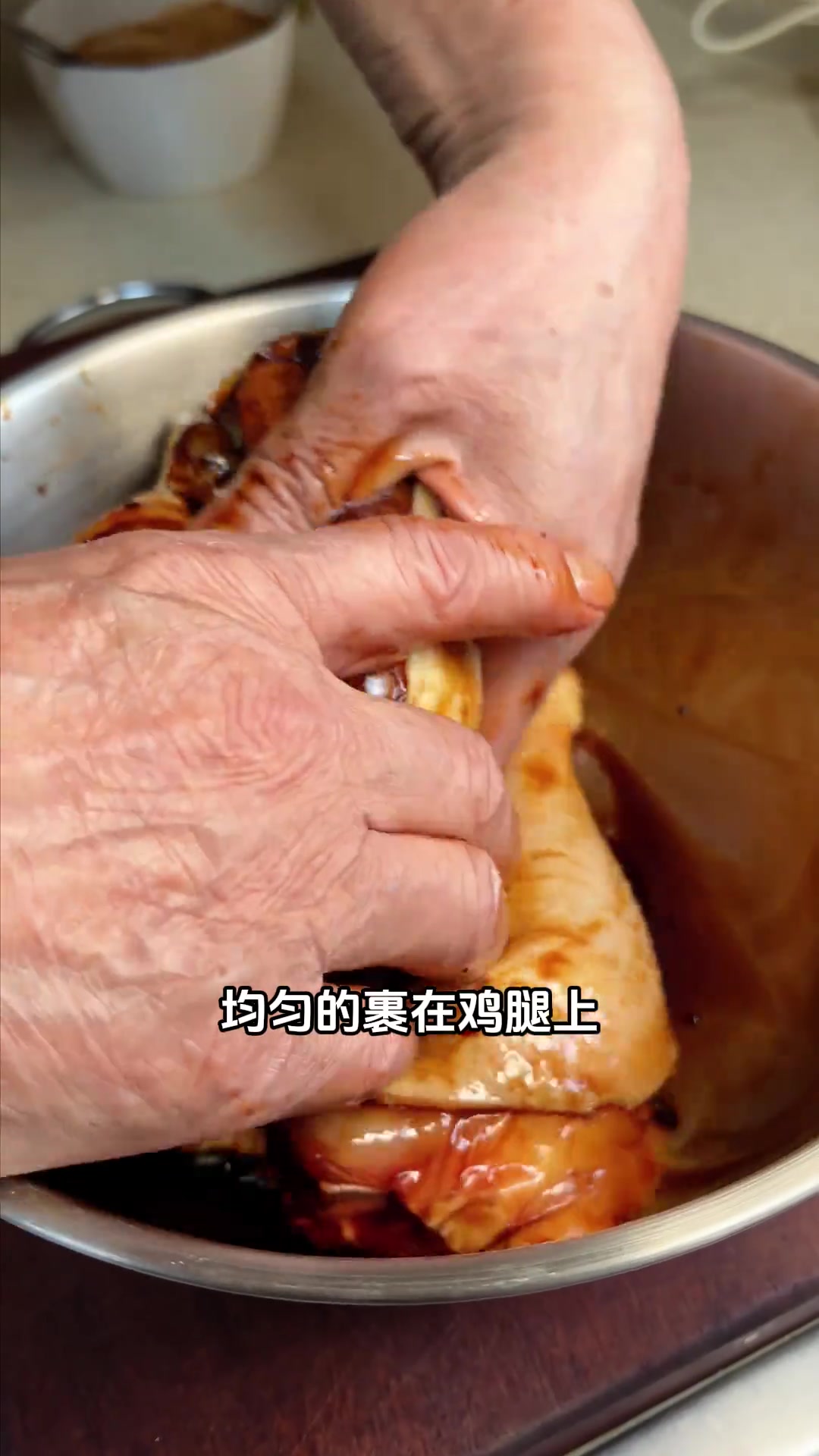 夏天不想开火？试试电饭煲豉油鸡腿，小朋友抢着吃！