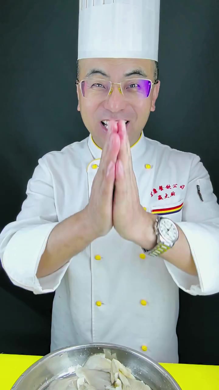 干炸蘑菇，到底用淀粉还是面粉，教你正确做法，外焦里嫩凉了也不回软！