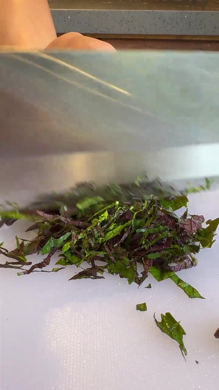 今天就来做个白鲤鱼，味道是什么样的呢