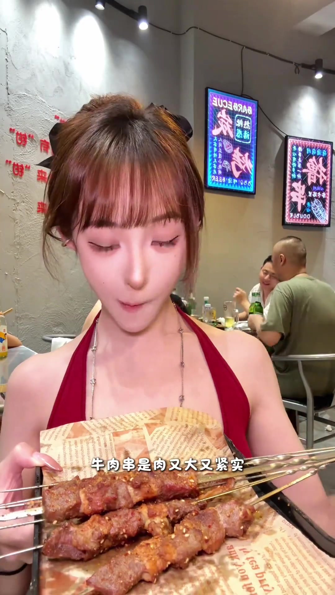 夜宵还是得烧烤配龙虾嘛～