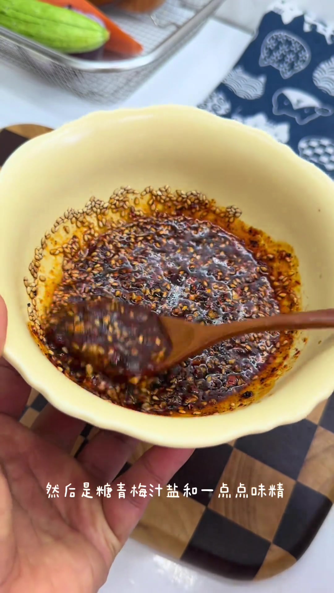 延边拌面味道酸甜爽口,天热来一碗超简单!