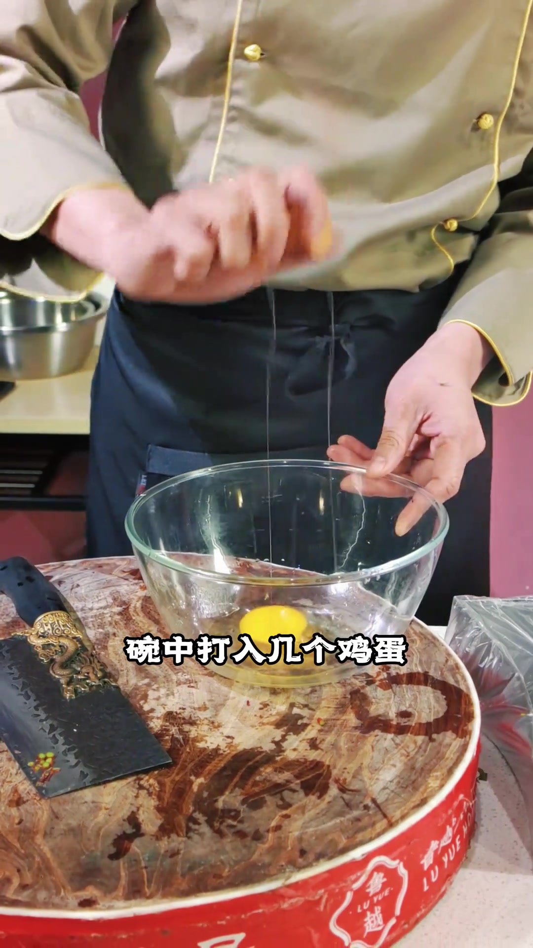 春季不可错过的美食香椿煎蛋,做法简单快来学