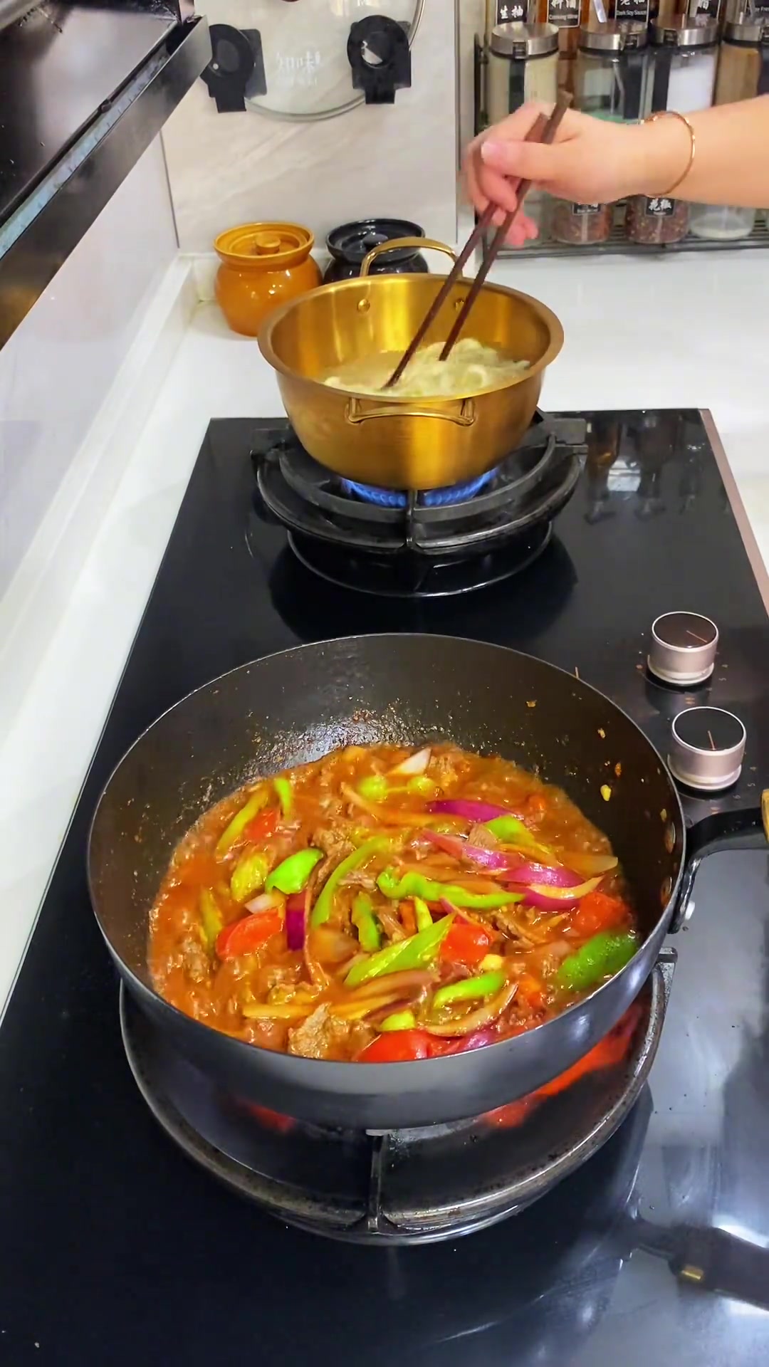 今天吃牛肉盖浇面，馋了在家做超好吃！