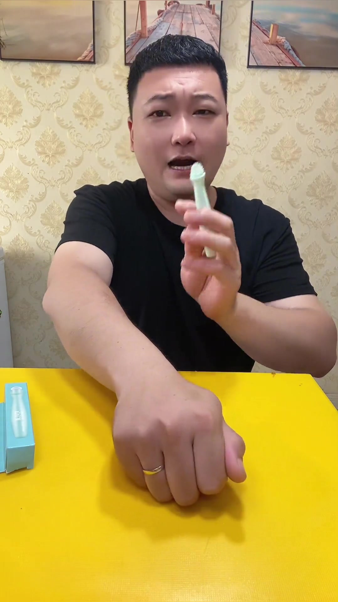 活吃鸡尾虾生呛教程！驱蚊神器太好用了！