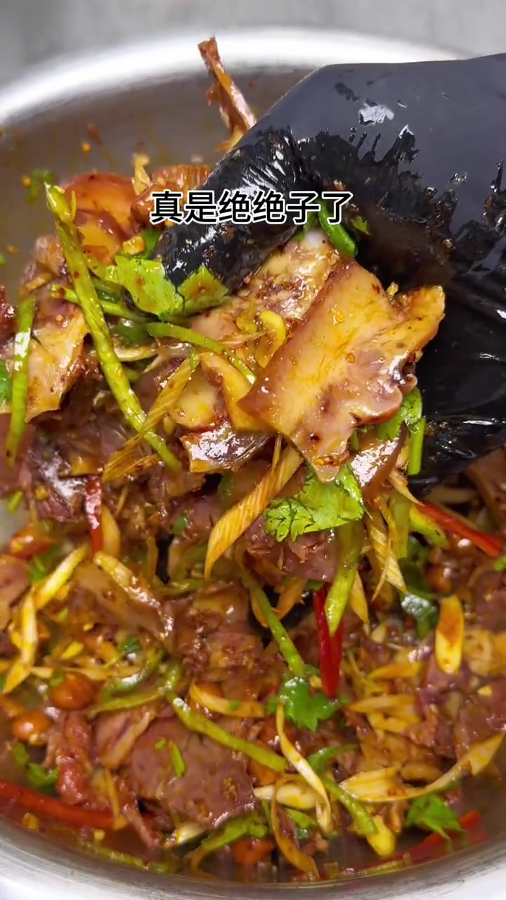 河南下酒必点菜凉拌猪头肉、口味爽口又下酒，好吃不腻味道真是绝了