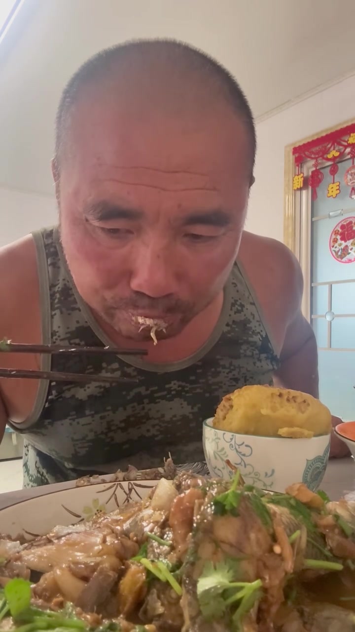 惊!将军鲫鱼鱼泡竟被熬了