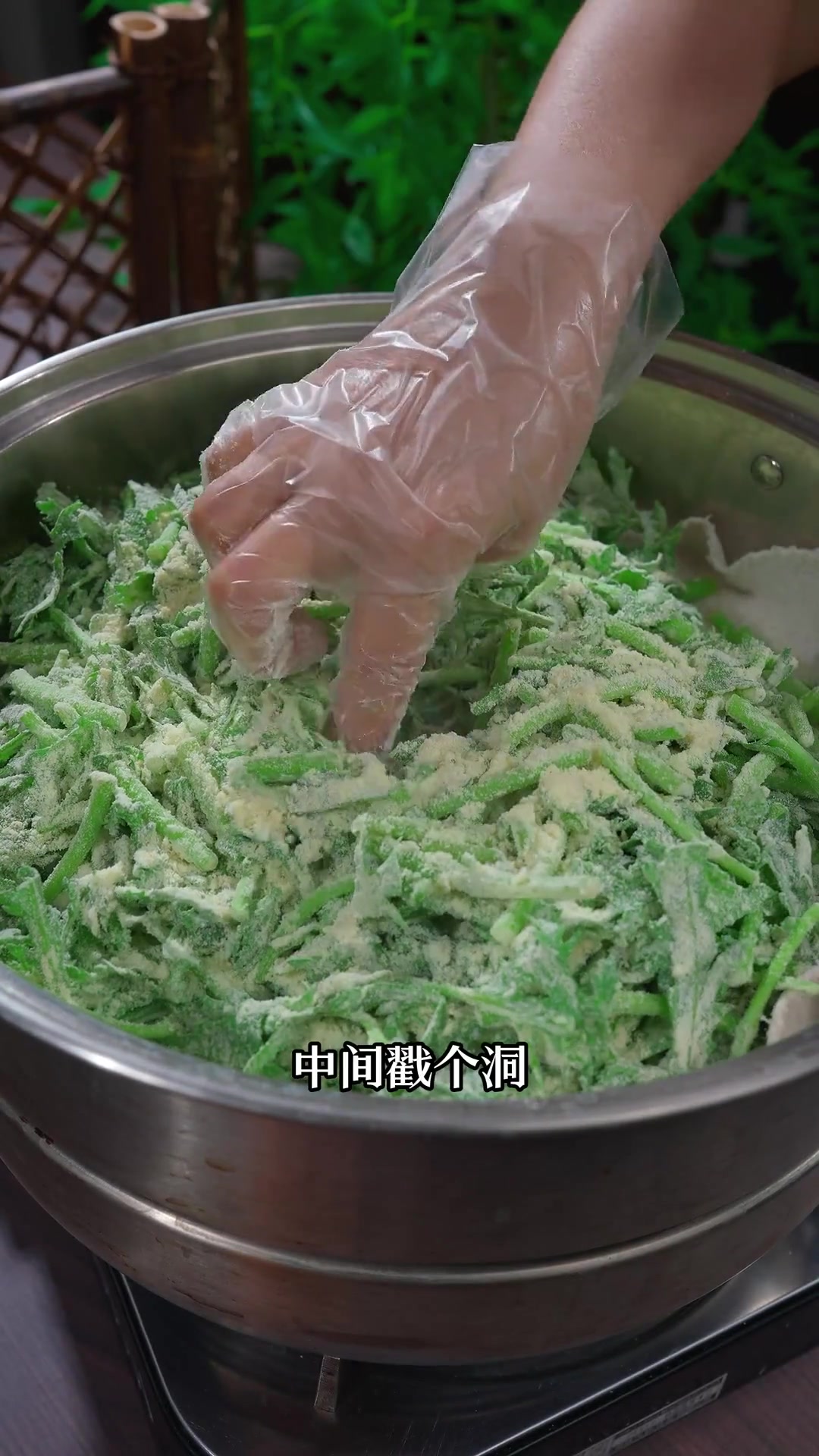 这个蒸茼蒿的做法,可适合自律的姐妹