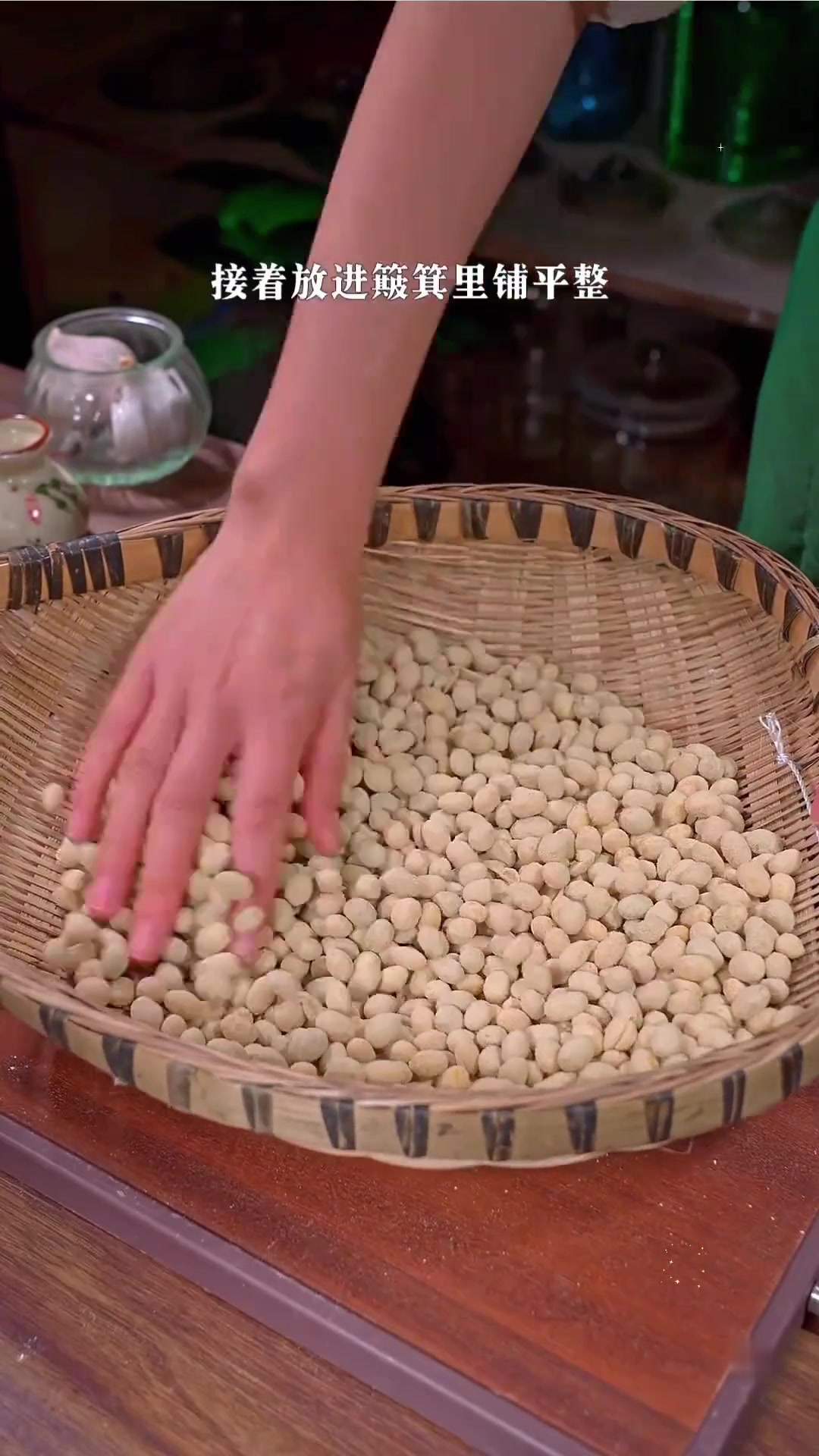 家里有黄豆就能自制酱油，做法简单味道醇正