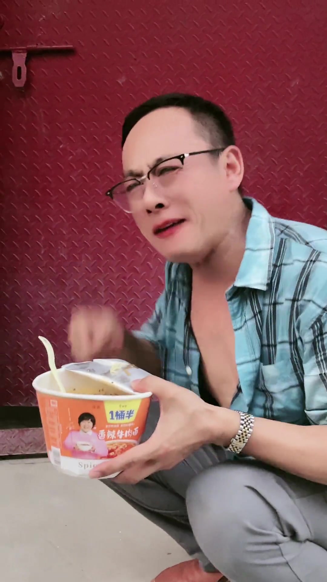 烟咋没给我长?这事儿你得说道说道
