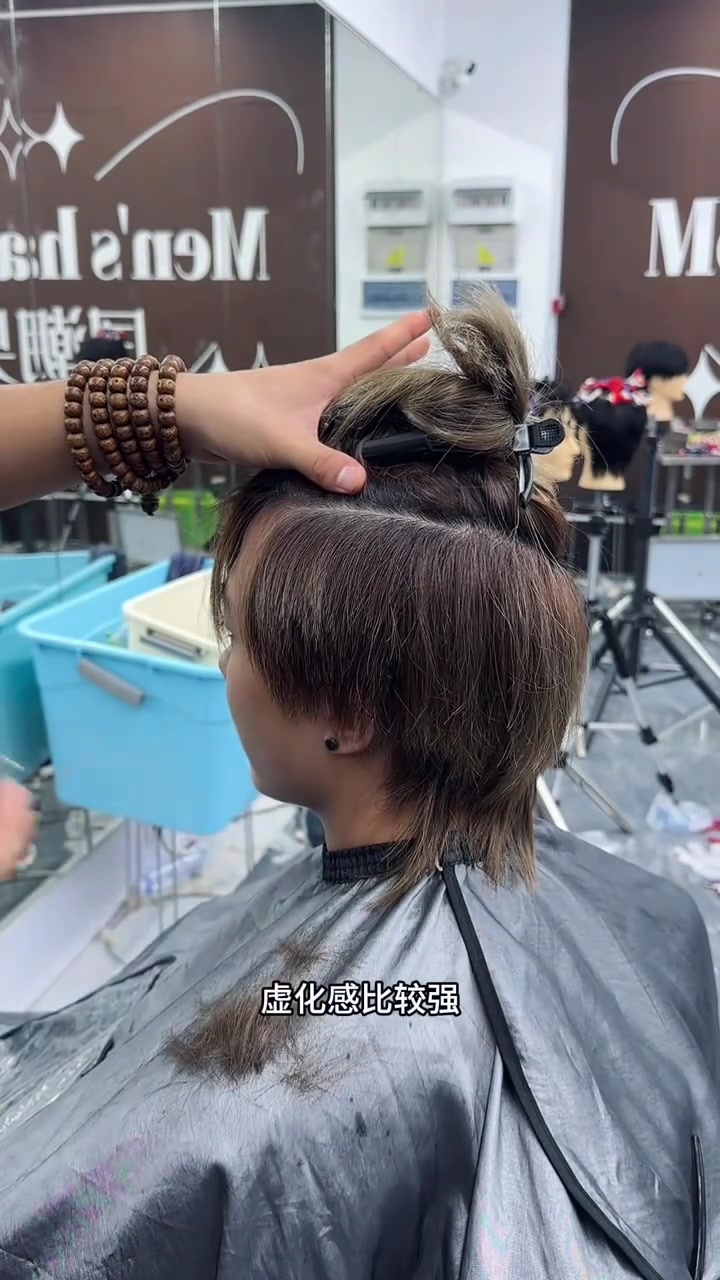 狼尾鲻鱼头裁剪细节全过程，细品！