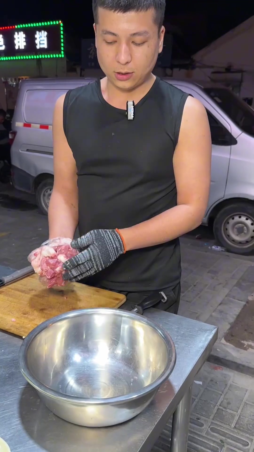 新疆维吾尔师傅分享腌制羊肉做法，全程无保留