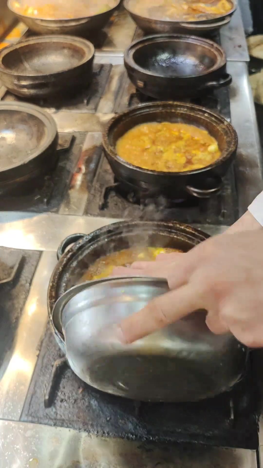 石锅娃娃菜教程：食材准备与烹饪步骤