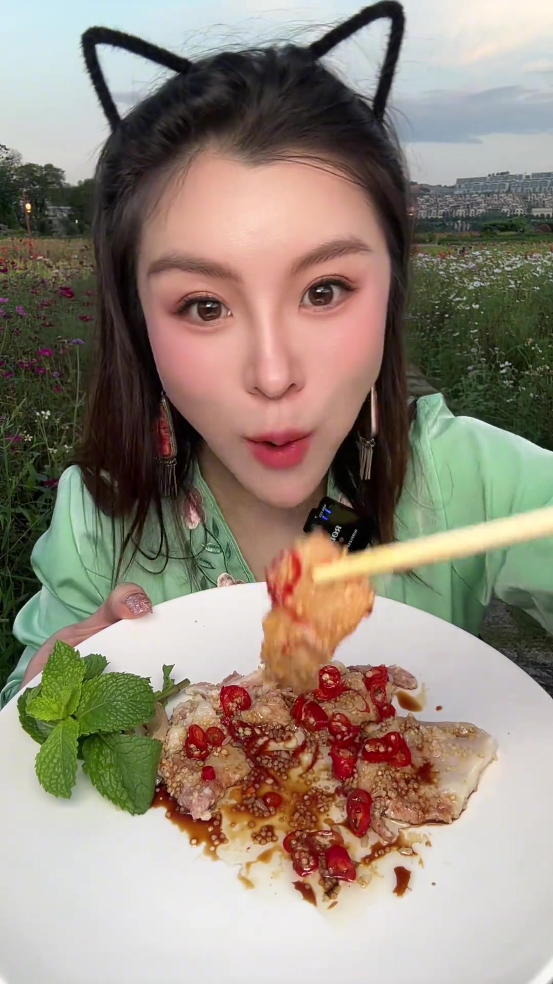 贵州酸肉这样吃!肥的生腌猪肉超好吃