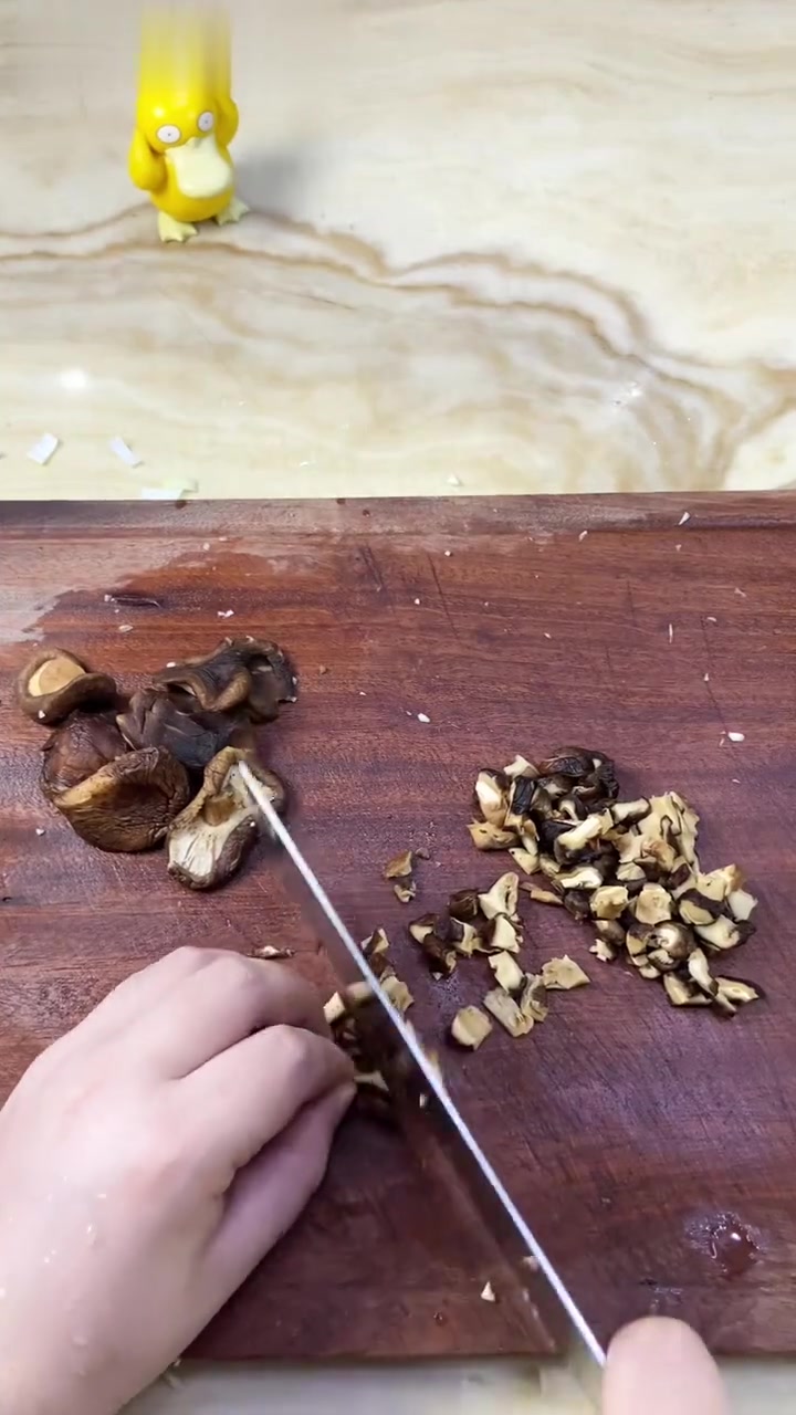 轻松学会做炸酱面