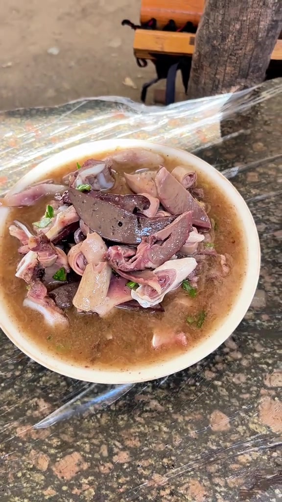 20一碗猪肉汤 秋天治愈系美食 大集烟火气 我的乡村生活 美食 闲人赵老板