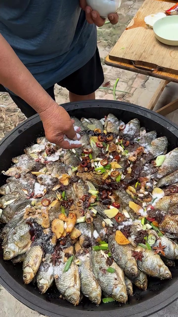 老爸做糟鱼的手艺真是一绝