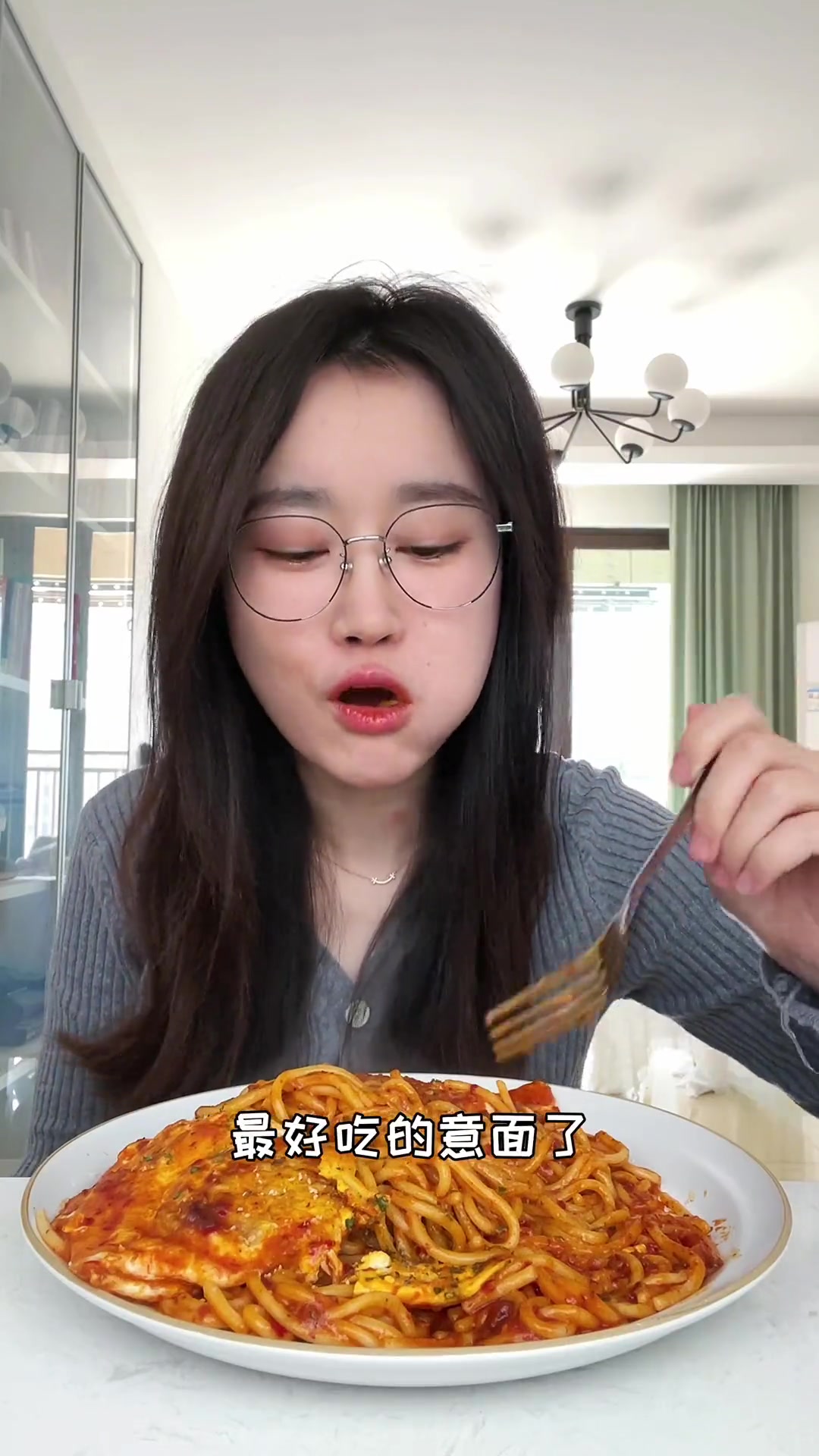 没想到意面这样做这么好吃!10分钟就搞定,简单美味～