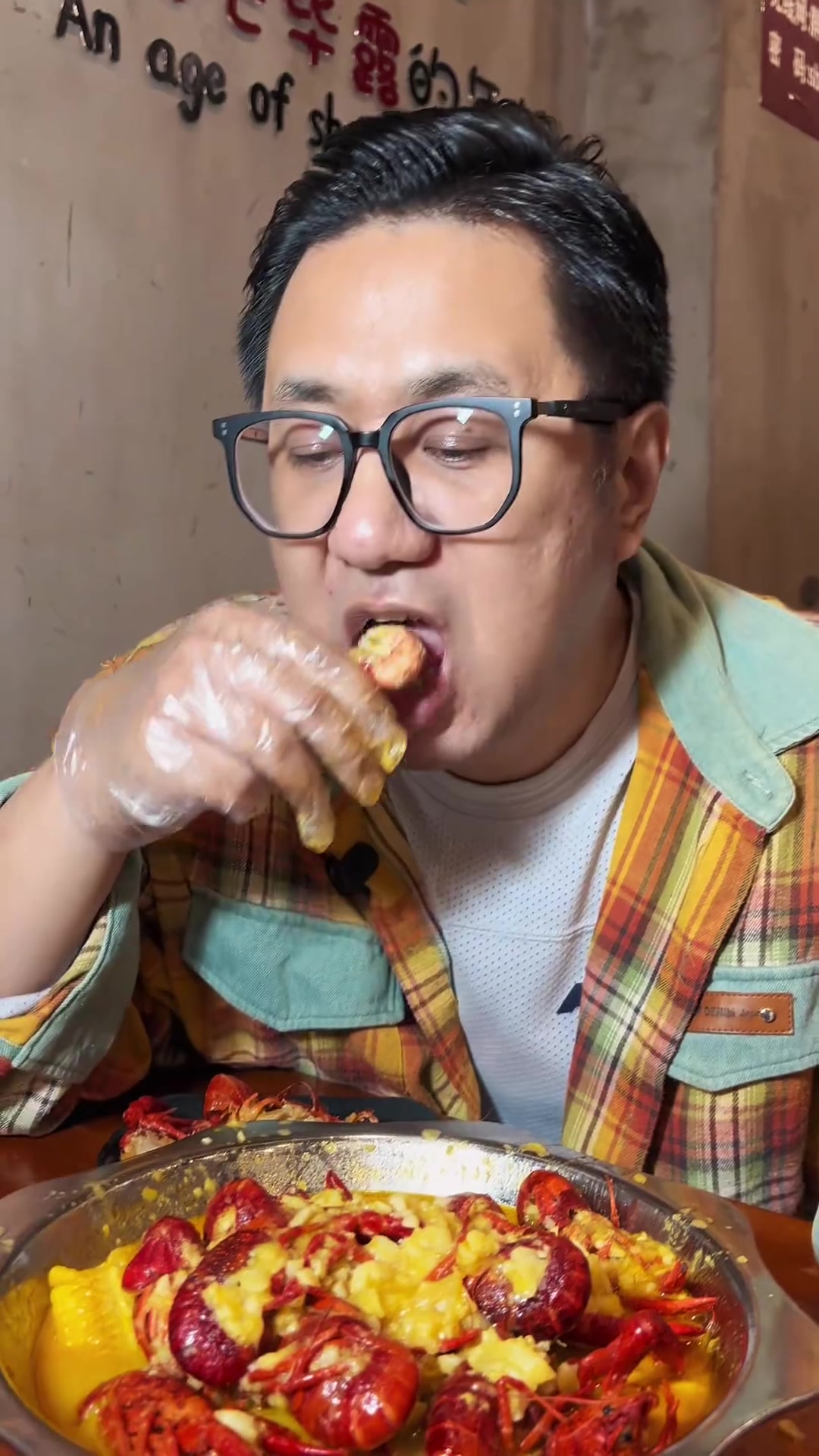 家门口开了多年的小龙虾老店，花了我不少钱