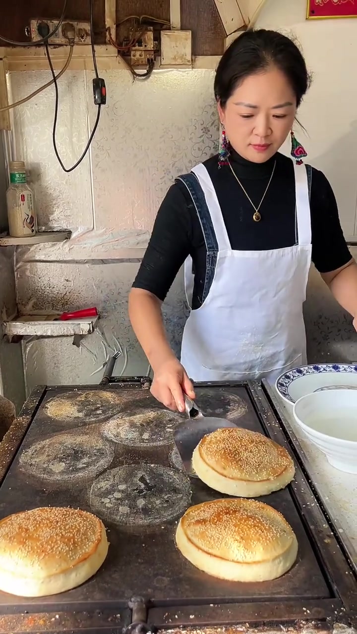 豫东特色马蹄烧饼……