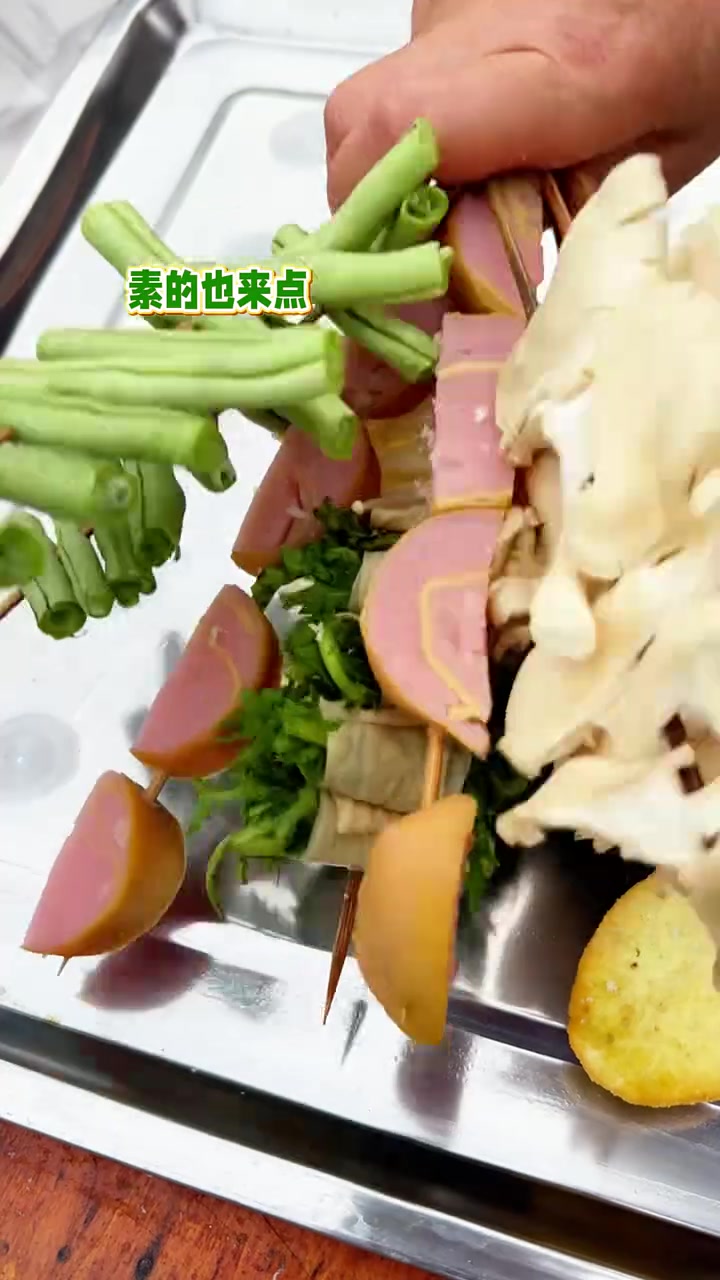 把早餐吃成了宵夜,东北姥姥宠孩子这事可不是说说那么简单