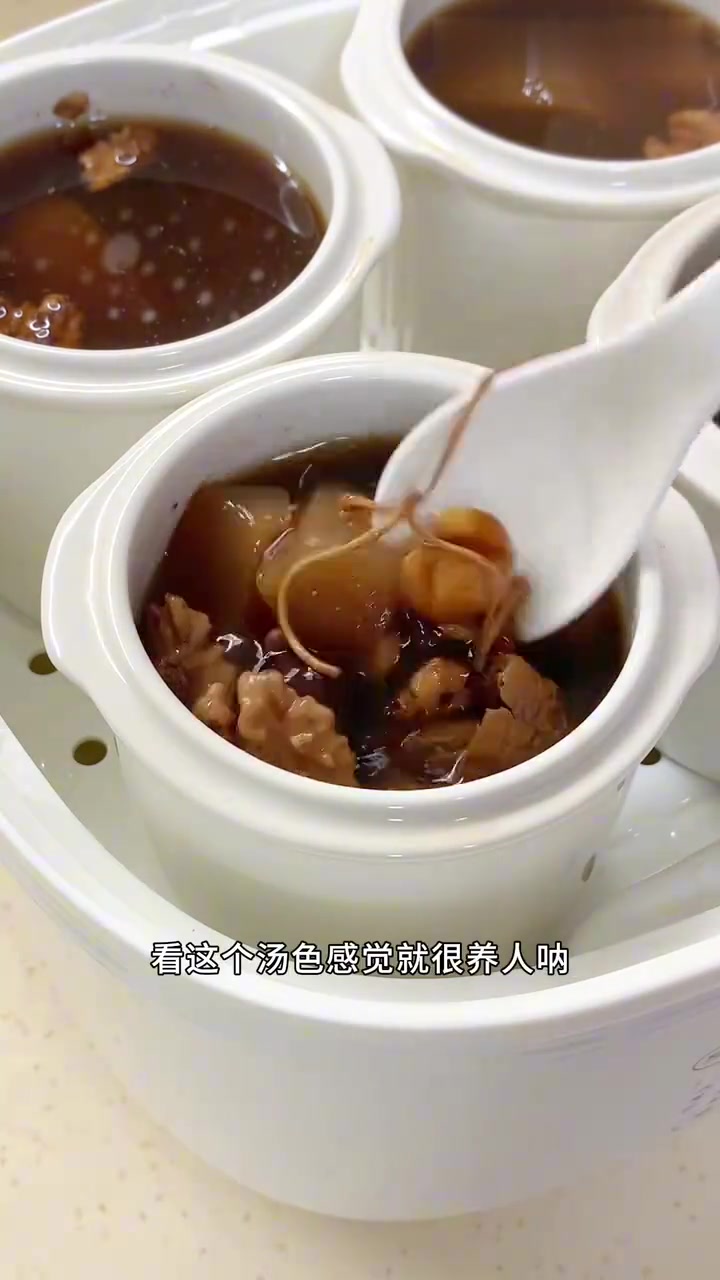 好气色源自无油素炖汤,滋润无负担