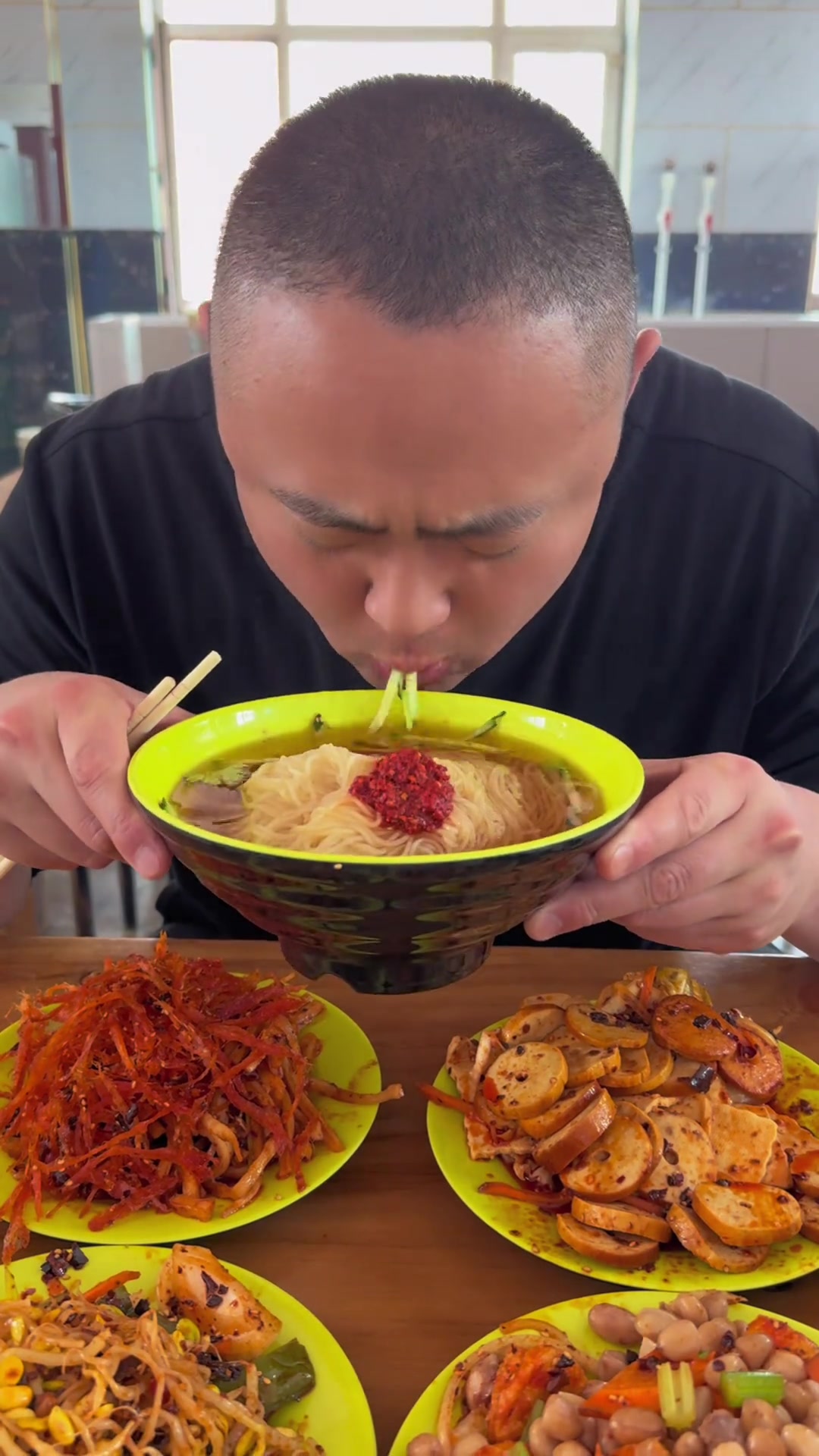 鸡西超火两家冷面燕子冷面究竟啥味?快来尝尝!