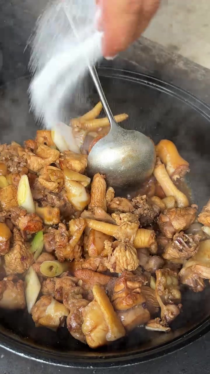 新疆大盘鸡详细教程，看看我做的香不香