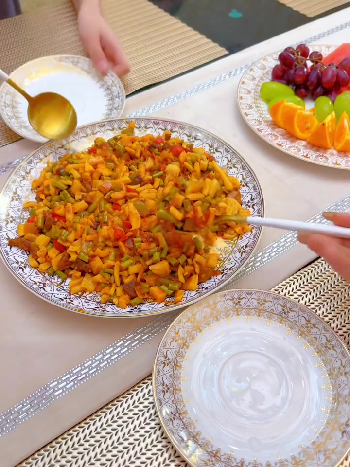 这样做的丁丁炒面可好吃啦我家孩子们夸了我半天