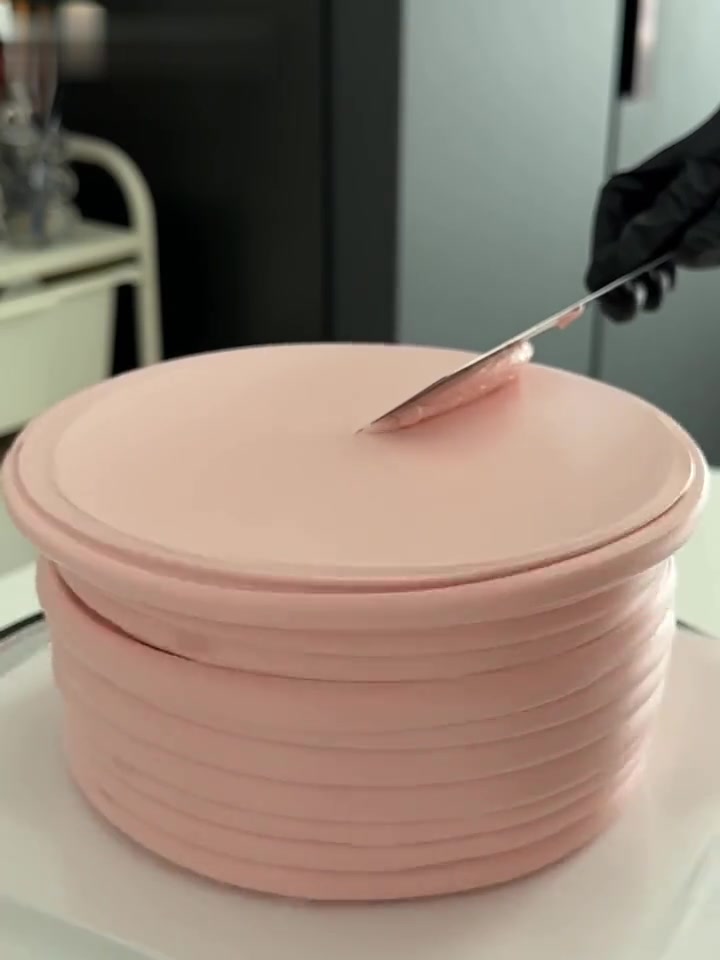 沉浸式制作甜美系粉色复古小蛋糕，满满的少女心