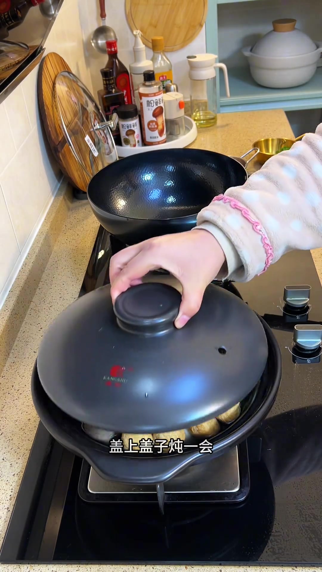 天冷就喝鲜掉眉毛的三鲜汤!