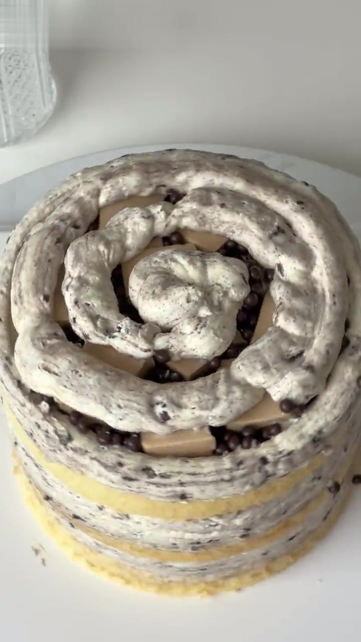 制作卡通手绘蛋糕