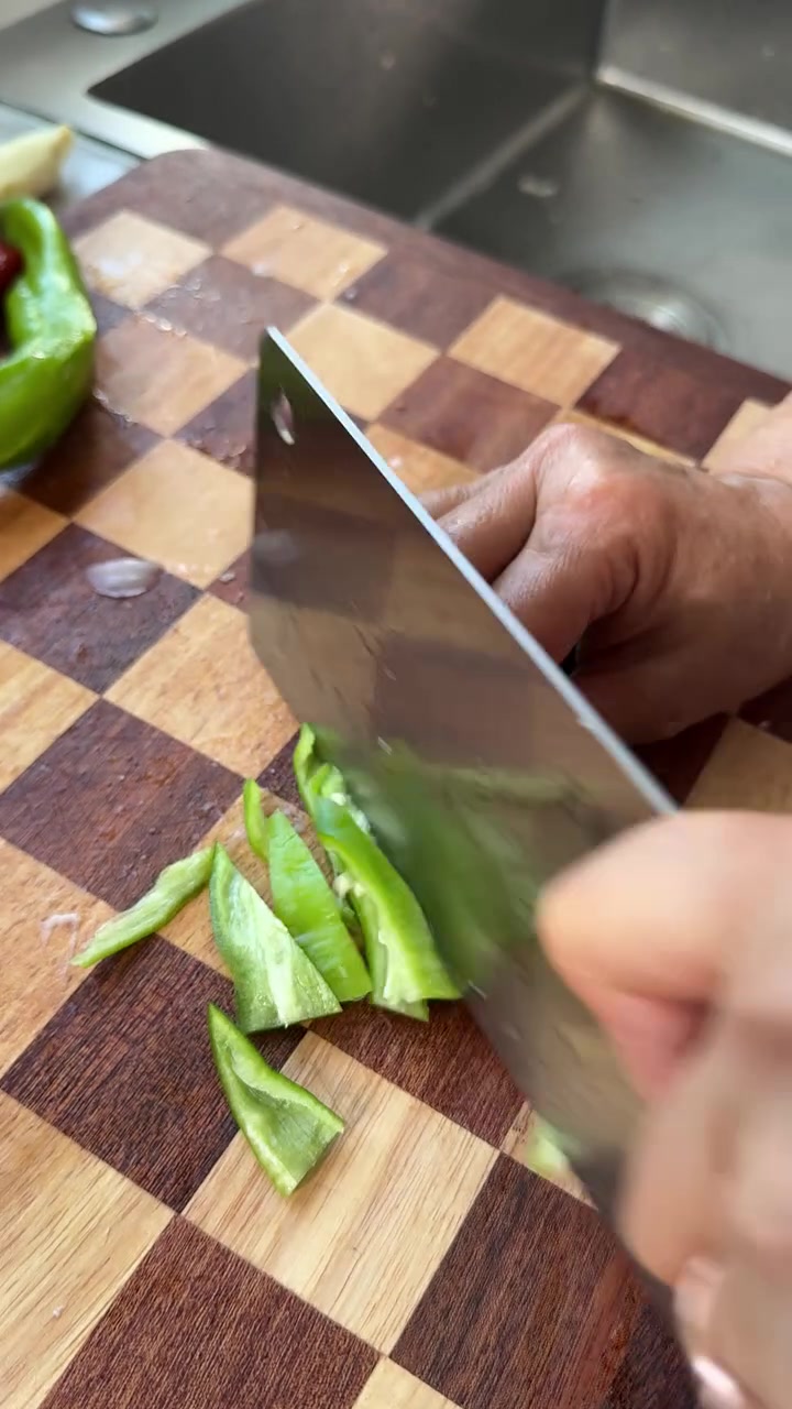 这么炒出来的新疆干煸炒面真的太香了，超详细教程姐妹