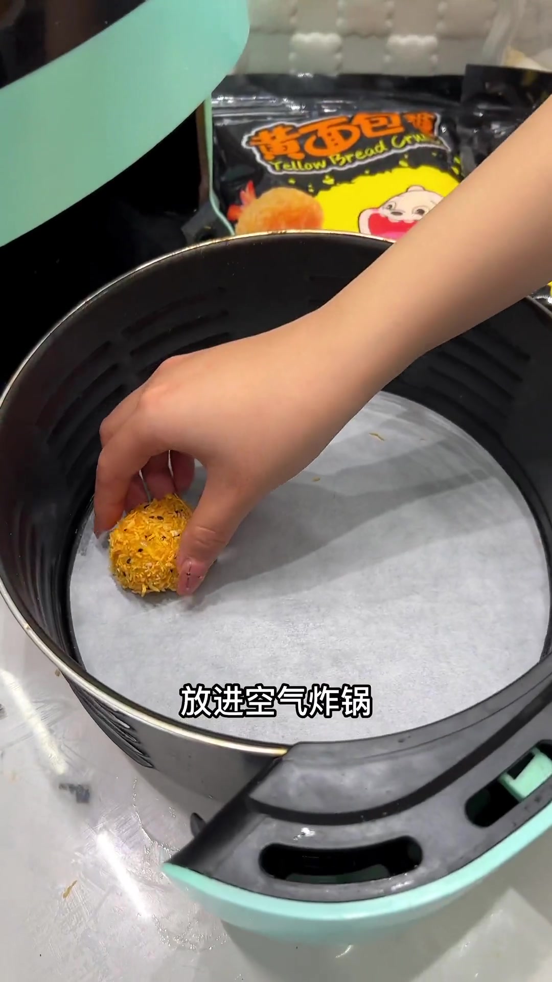 发现汤圆新吃法,面包糠配软糯爆浆汤圆超好吃